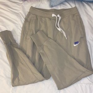 Nike Tapered Sweatpants